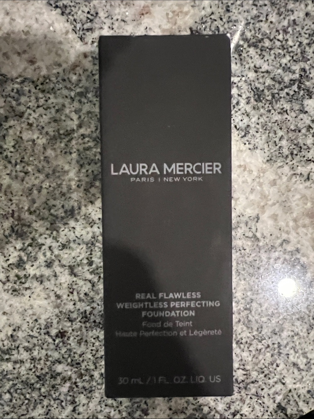 Laura Mercier Real Flawless Weightless Perfecting Foundation - Tea 4N2 NEW!